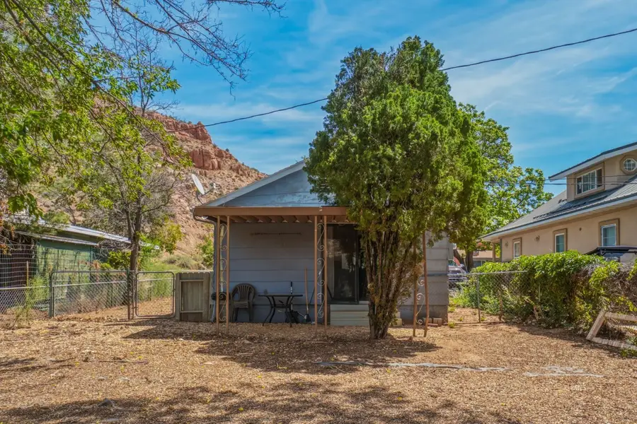 363 N 300 W, Kanab, UT 84741 - #3