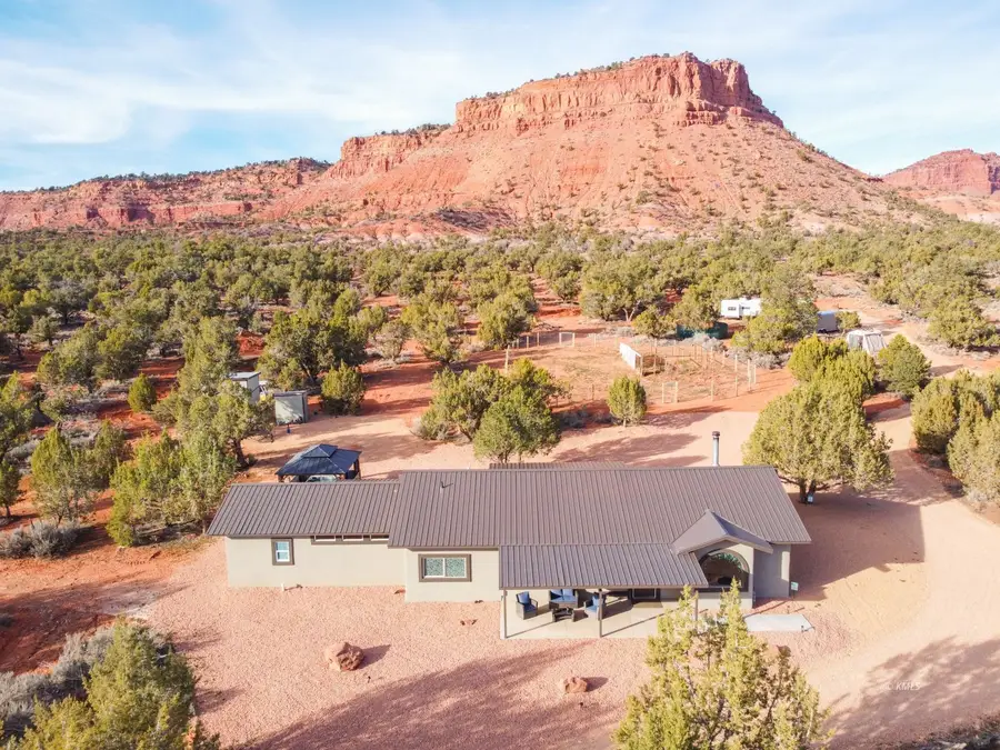 8901 E Serenity Rd, Kanab, UT 84741 - #2