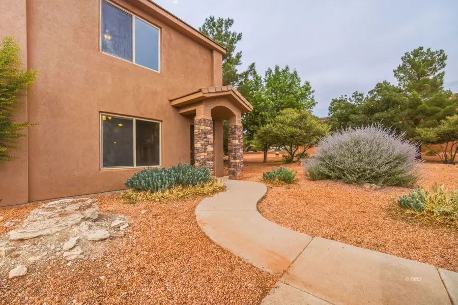 300 E 300 N #C-8, Kanab, UT 84741 - #3