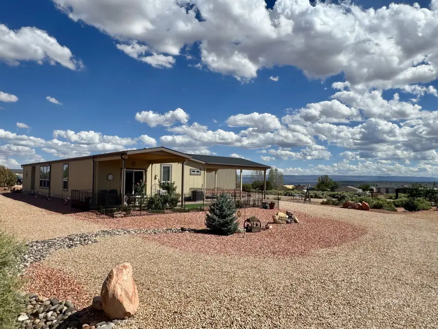 4970 E Rock Ledge Ln, Kanab, UT 84741 - #3