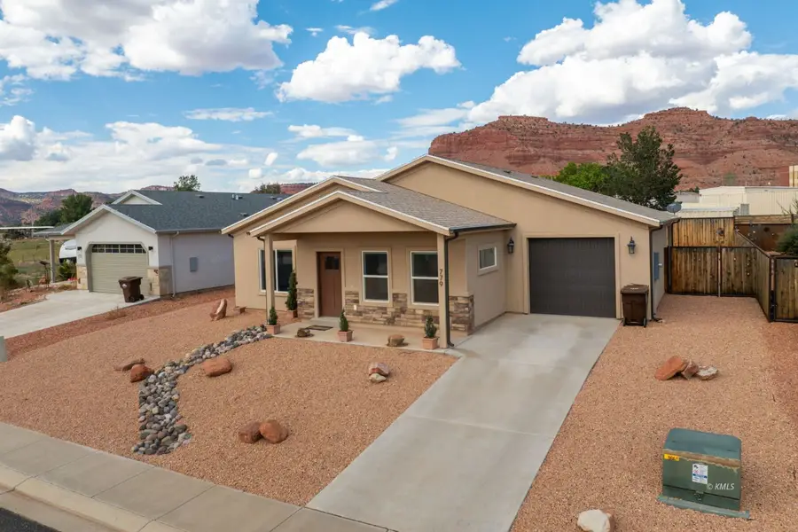 779 E Cedar Circle, Kanab, UT 84741 - #2