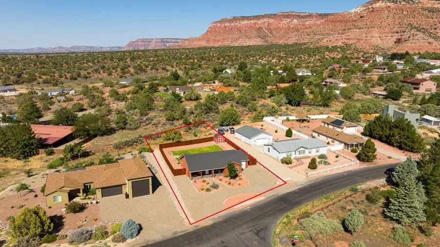 1734 Lee Dr, Kanab, UT 84741 - #3