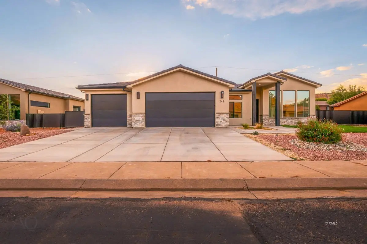 248 W Ladera Ln, Kanab, UT 84741 - #1