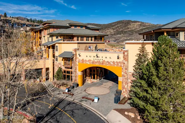 3720 N Sundial Court #B203, Park City, UT 84098
