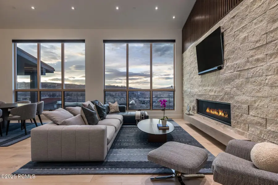 7043 Golden Bear Loop W, Park City, UT 84098 - Image #3