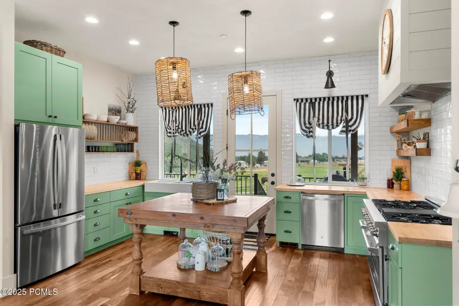 4611 S Cove Lane, Daniel, UT 84032 - Image #2