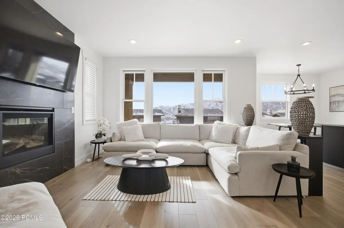 11687 N Shoreline Drive, Hideout, UT 84036 - Image #1