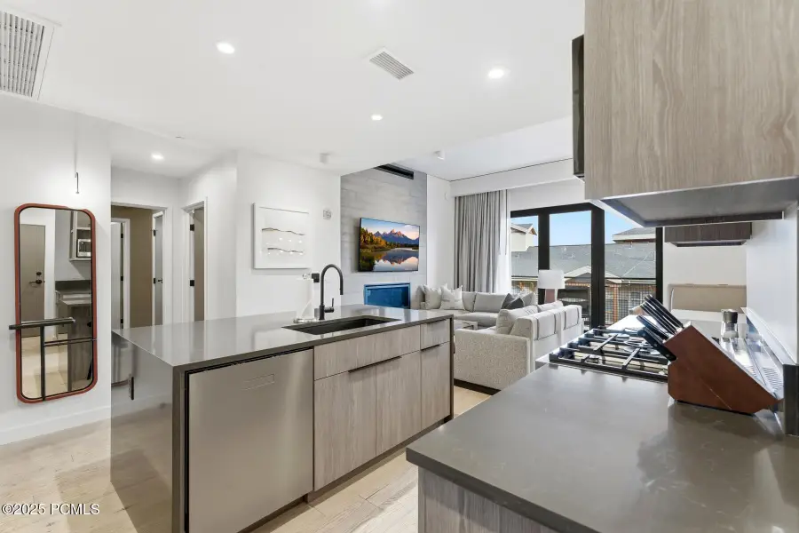 2417 High Mountain Road #2415, Park City, UT 84098 - Image #3