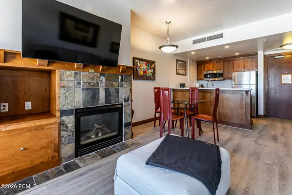 3720 N Sundial Court #B319, Park City, UT 84098