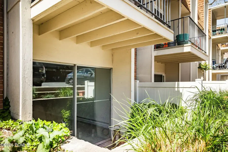 127 S 800 E #Apt 15, Salt Lake City, UT 84102 - #2