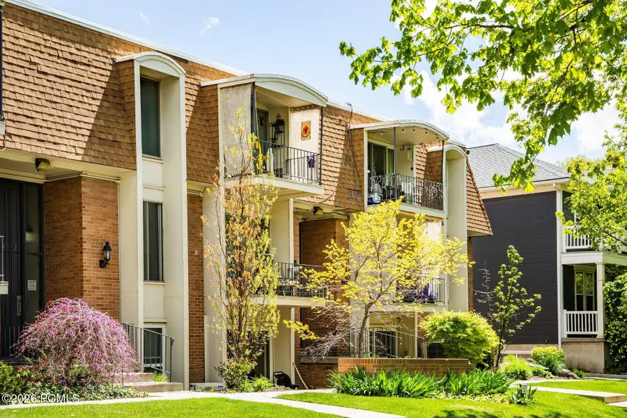 127 S 800 E #Apt 15, Salt Lake City, UT 84102 - #3