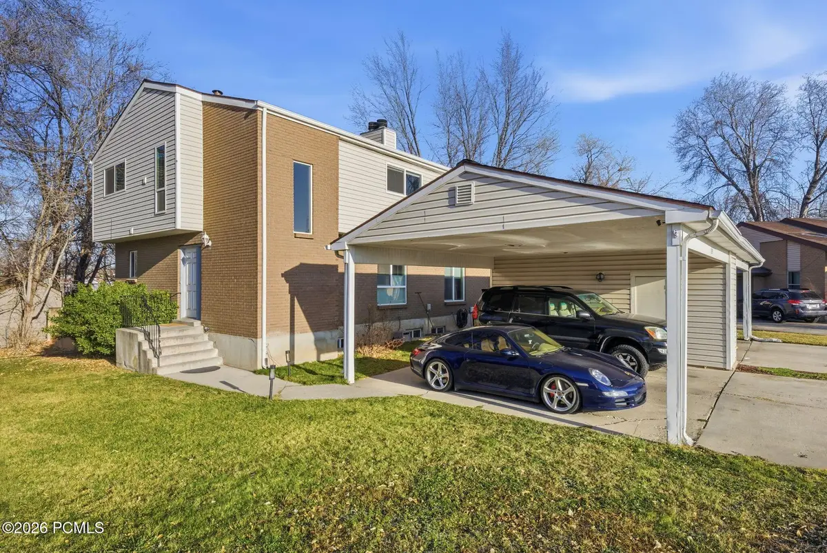 529 E Delno Circle, Salt Lake City, UT 84107 - Image #1