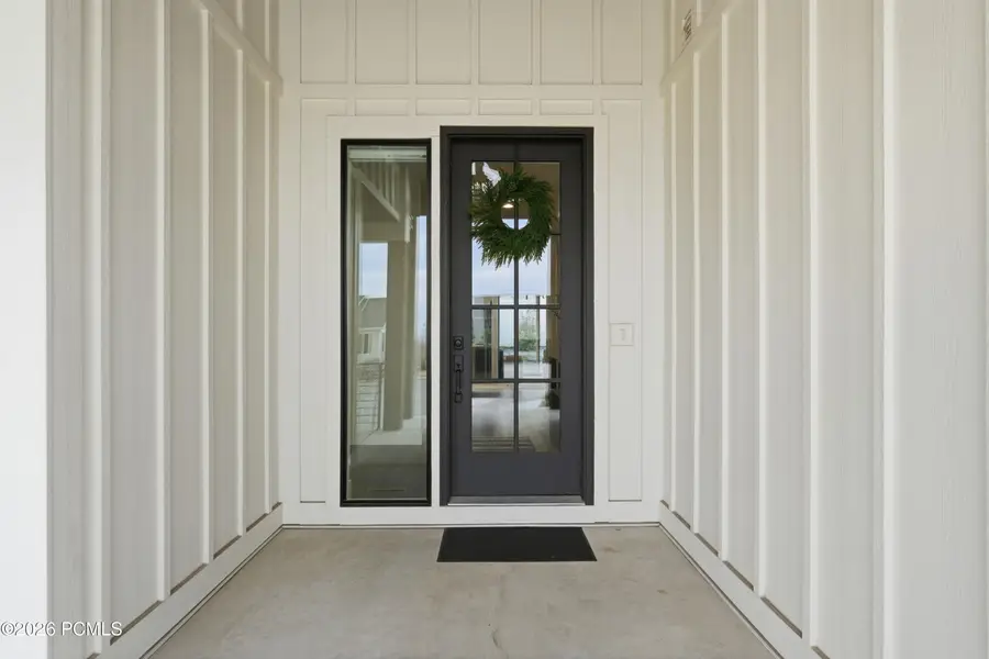 8569 S Round Stone Cove, Sandy, UT 84094 - #3