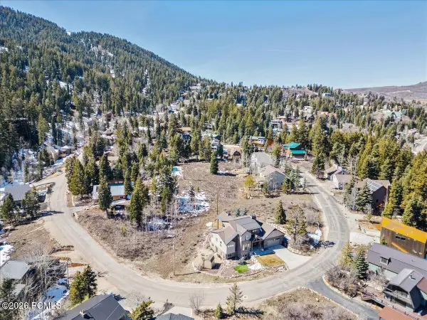 390 Woodland Drive, Park City, UT 84098