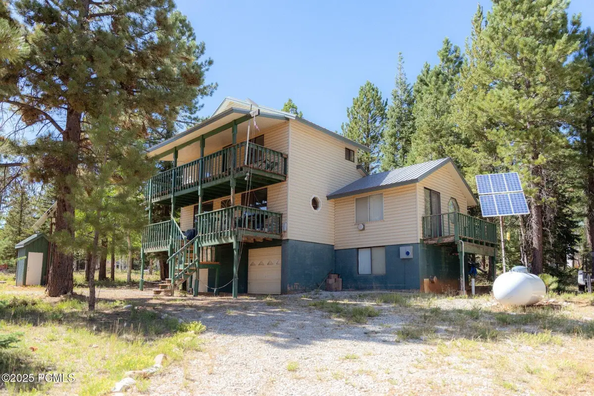 1270 W Strawberry Point Road, Duck Creek Village, UT 84762 - #1