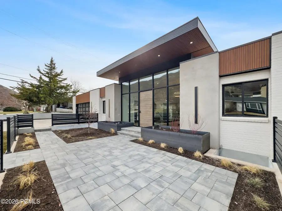 1332 S Canterbury Drive, Salt Lake City, UT 84108 - #3