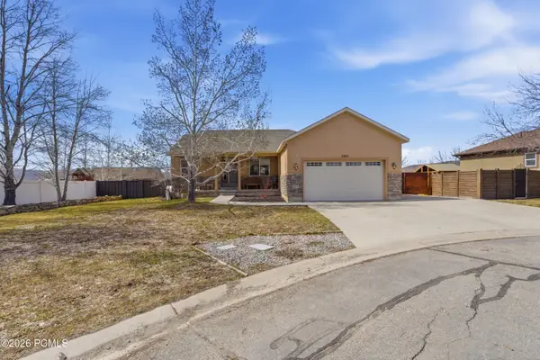 5325 Bridle Circle, Oakley, UT 84055