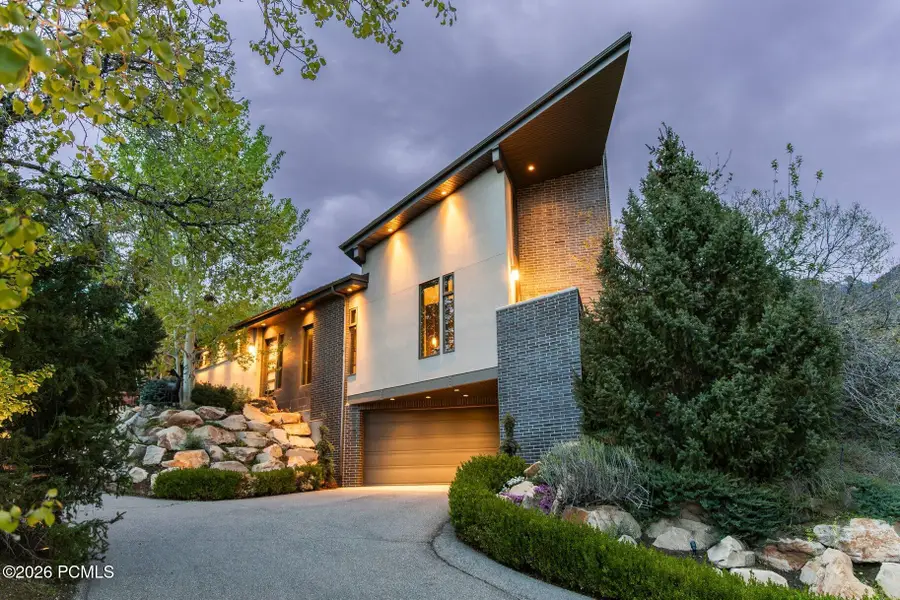 3455 E Danish Road, Cottonwood Heights, UT 84093 - #3