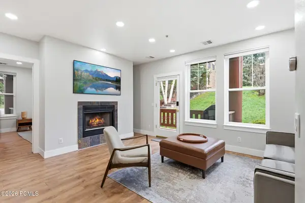 8350 Pointe #Apt I11, Park City, UT 84098