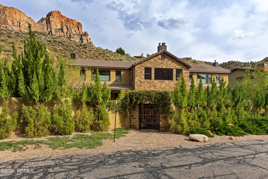 105 River Bend Circle, Springdale, UT 84767 - #2