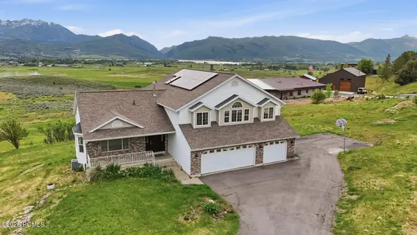 8927 E Pineview Drive, Huntsville, UT 84317