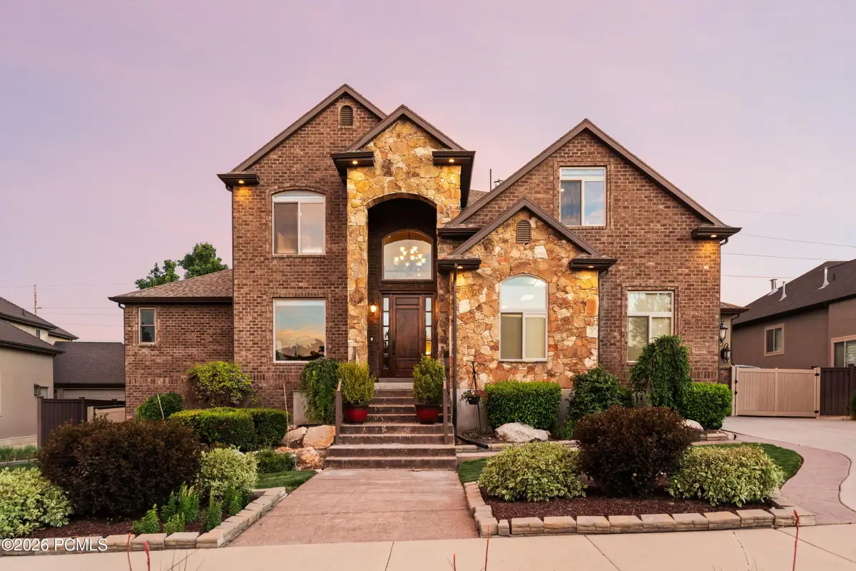 1247 W Alta Creek Circle, South Jordan, UT 84095 - #1