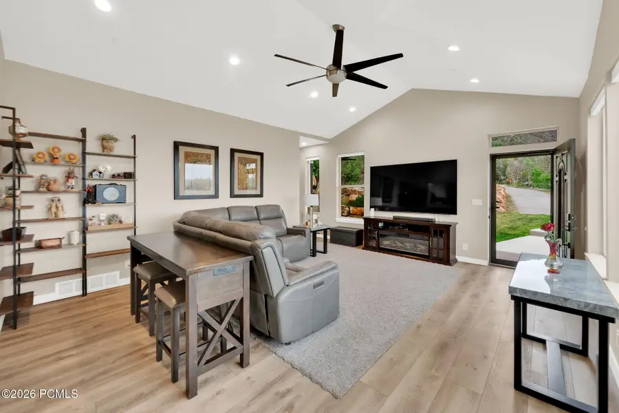1121 N Willow Lane, Midway, UT 84049 - #2