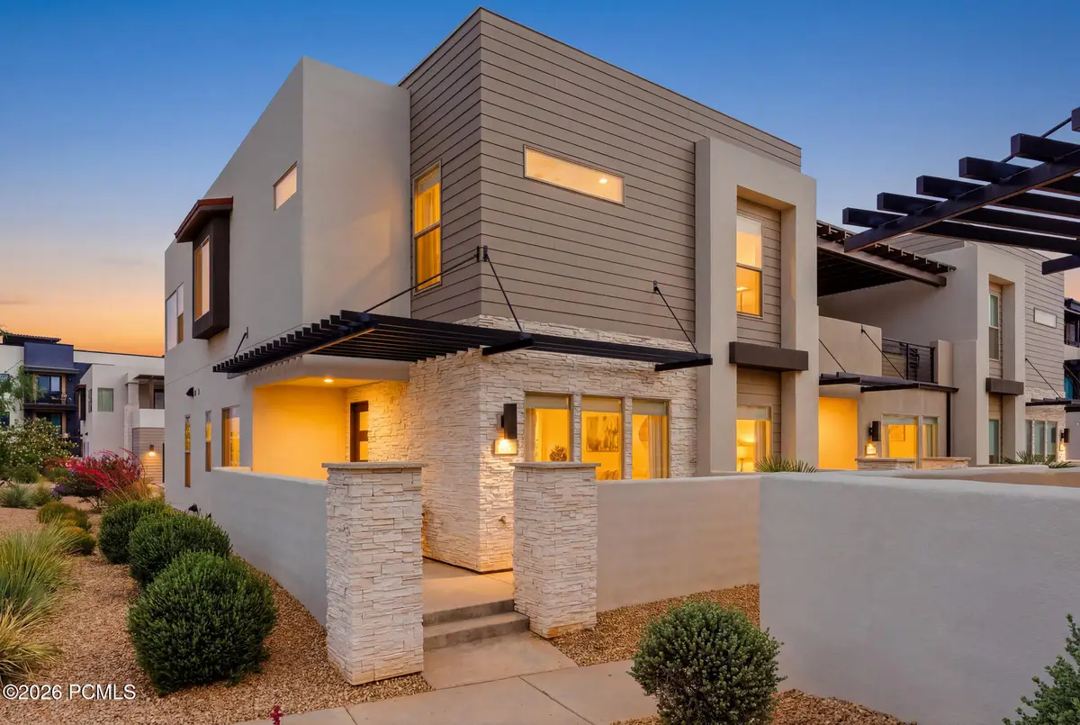 5465 S Lula Bay Place, Saint George, UT 84790 - #1