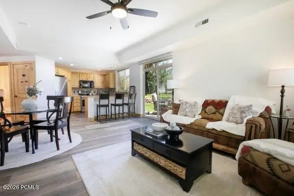 6144 N Fox Pointe Circle #B1, Park City, UT 84098