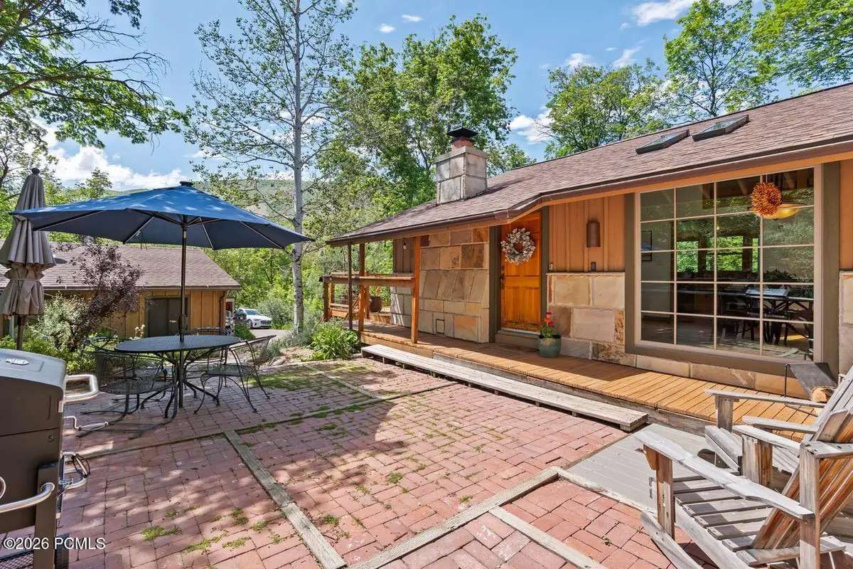 19 S Cederlof Lane, Salt Lake City, UT 84108 - #1