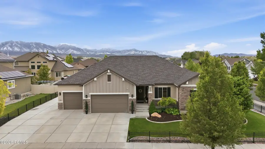 121 W Misty Brook Lane, Tooele, UT 84074 - #2