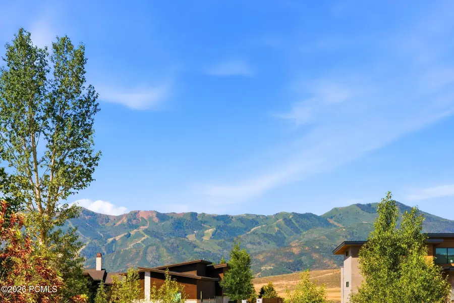 7060 N Greenfield Drive, Park City, UT 84098 - #3