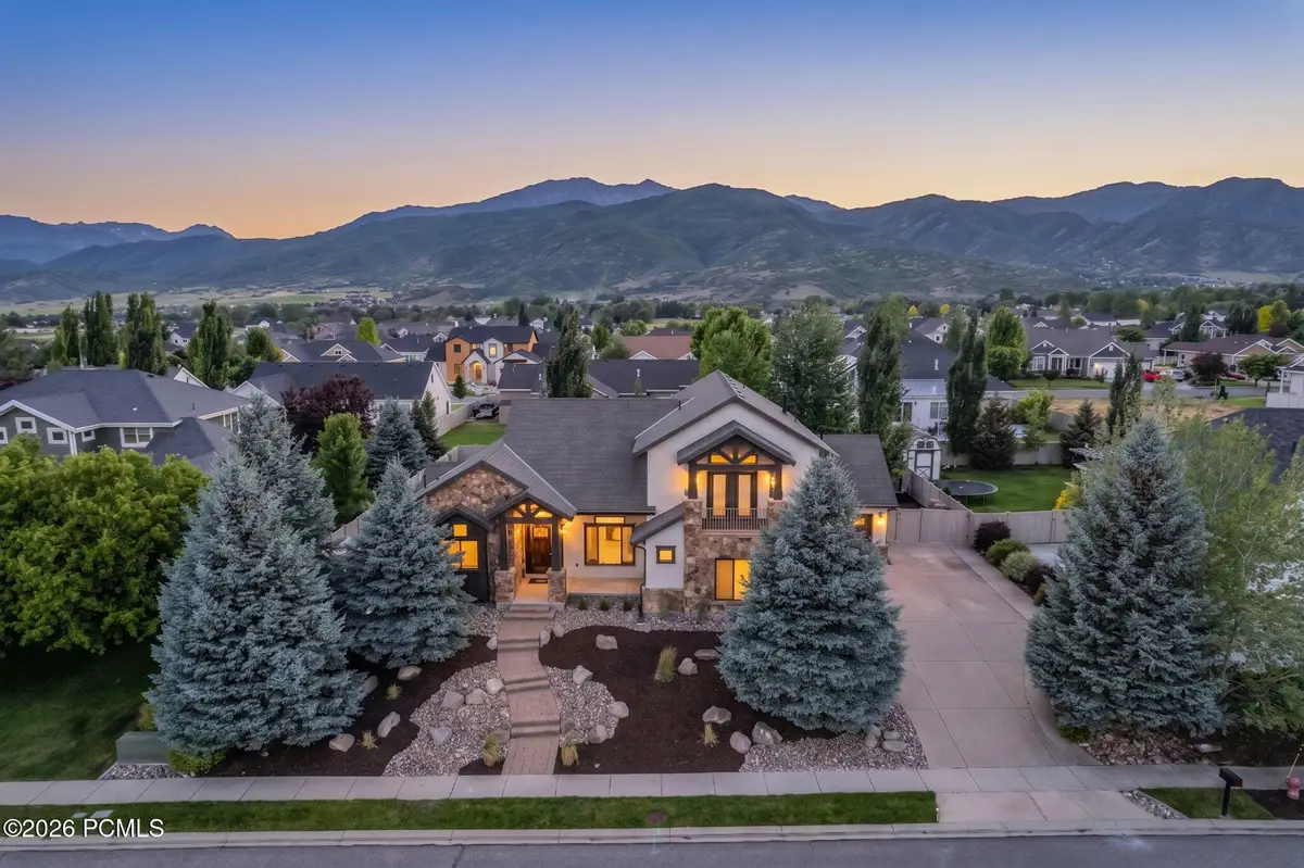 408 S Fox Den Rd, Midway, UT 84049 - #1
