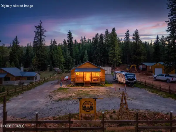 1265 W Strawberry Point Road, Duck Creek Village, UT 84762