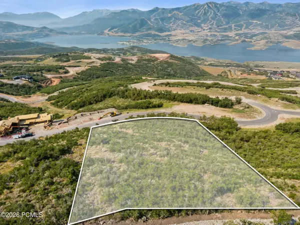 1857 E Peak View Dr, Hideout, UT 84036
