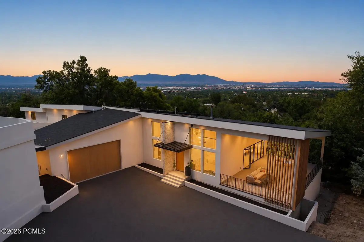 2662 E Comanche Drive, Salt Lake City, UT 84108 - #1