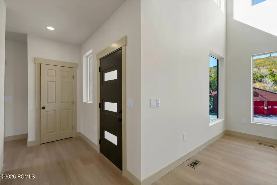 185 Crestview Drive, Park City, UT 84098 - #3