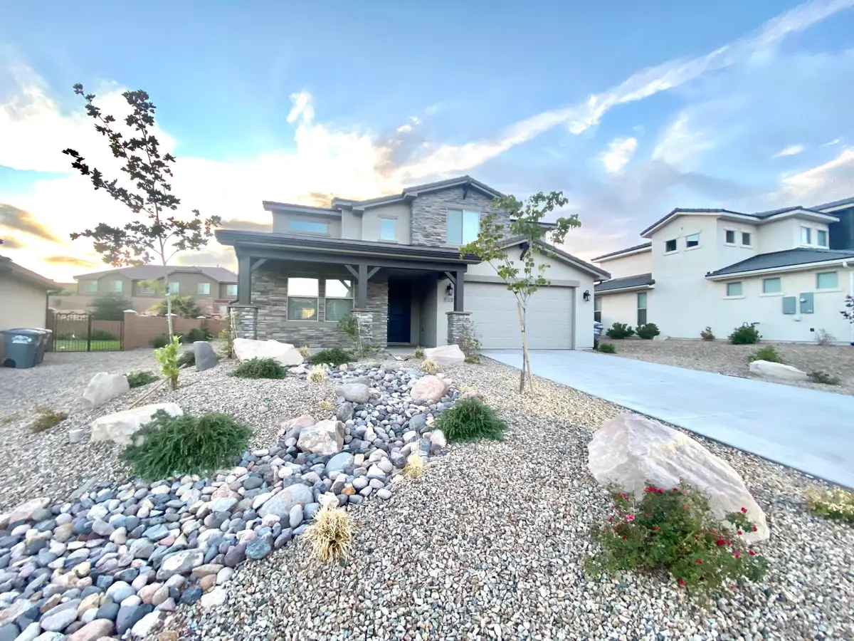 273 N Puerta Dr, Washington, UT 84780 - #1