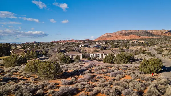 654 W Canyon Creek Dr, Leeds, UT 84746