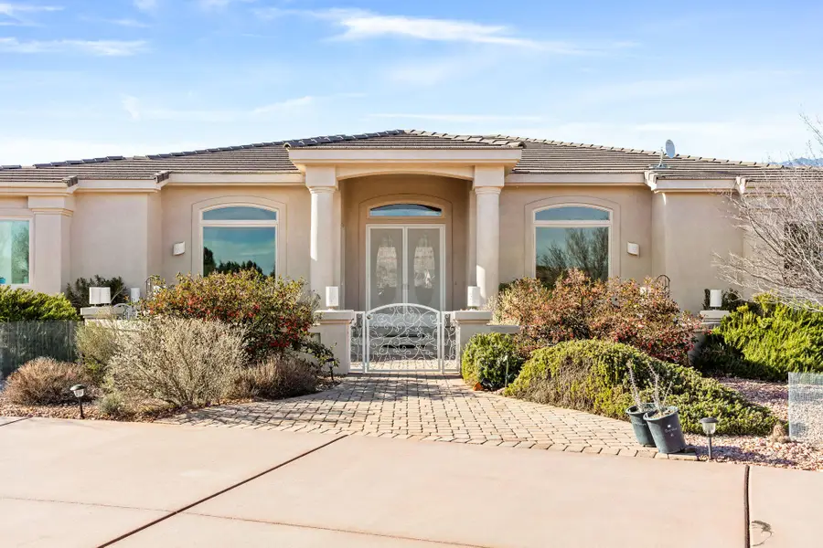 654 W Canyon Creek Dr, Leeds, UT 84746 - Image #2