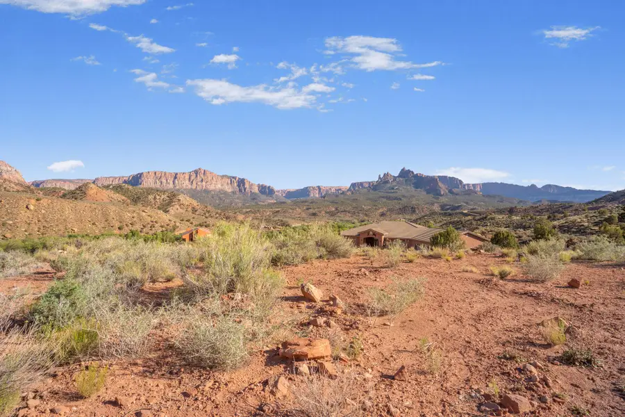 Parunuweap Cir, Springdale, UT 84767 - #3