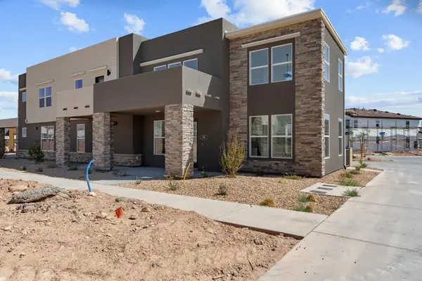 518 W Olive Ln, St George, UT 84790