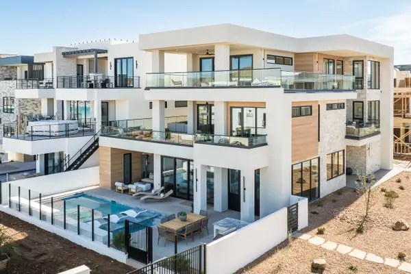 914 Sapphire Sky Ln, St George, UT 84790