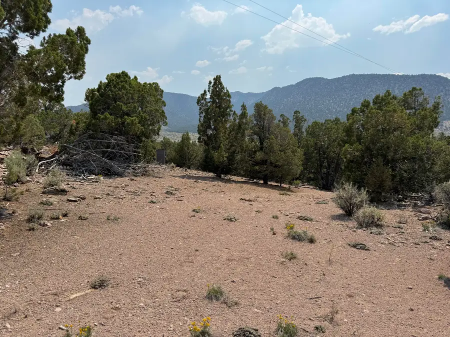 4198 S Artifact Dr, Cedar City, UT 84720 - Image #2