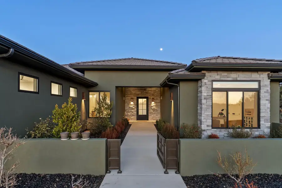 178 Peregrine Cir, Dammeron Valley, UT 84783 - #3