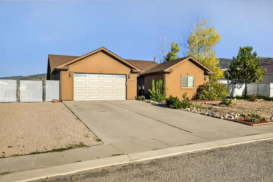 5202 N Tomahawk Dr, Enoch, UT 84021 - Image #3