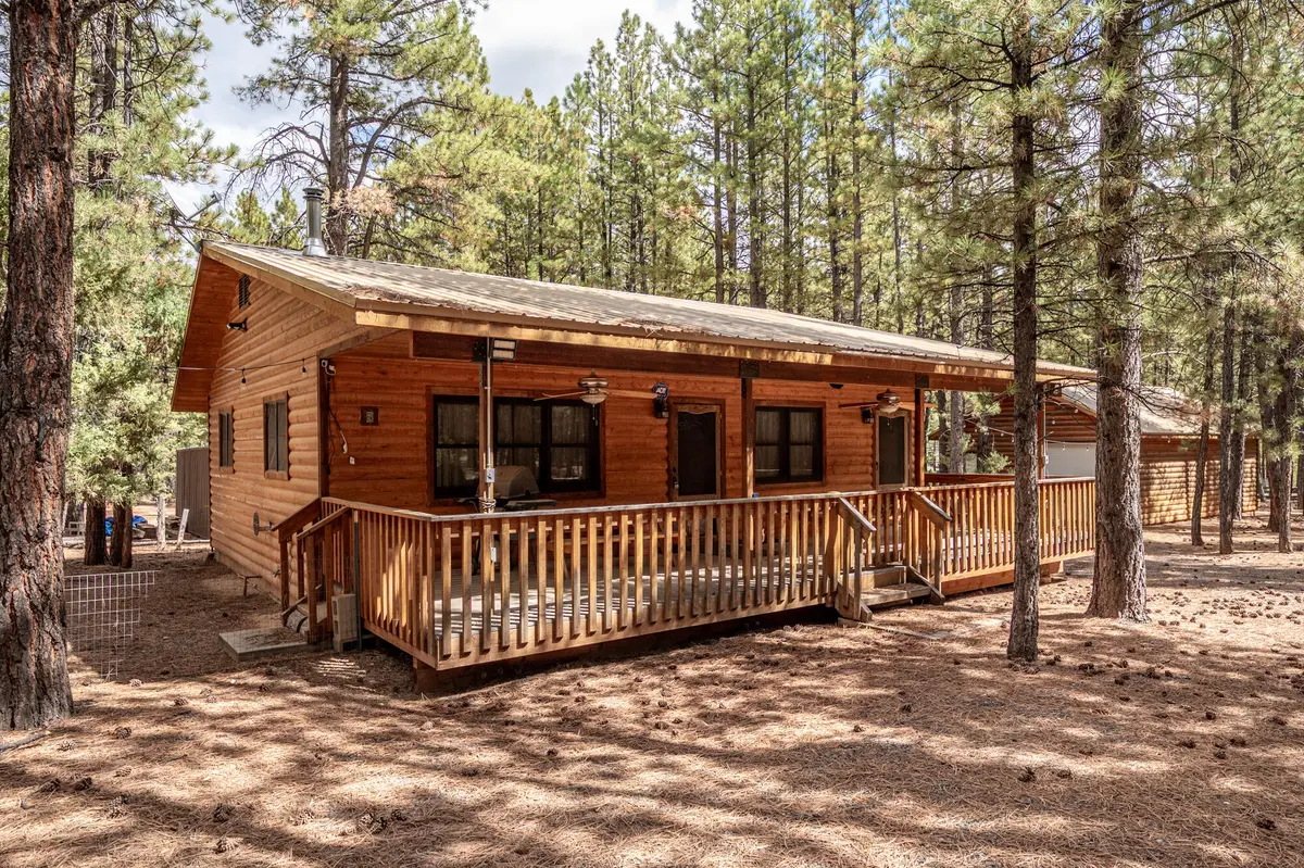 261 W Aspen Dr, Hatch, UT 84735 - Image #1