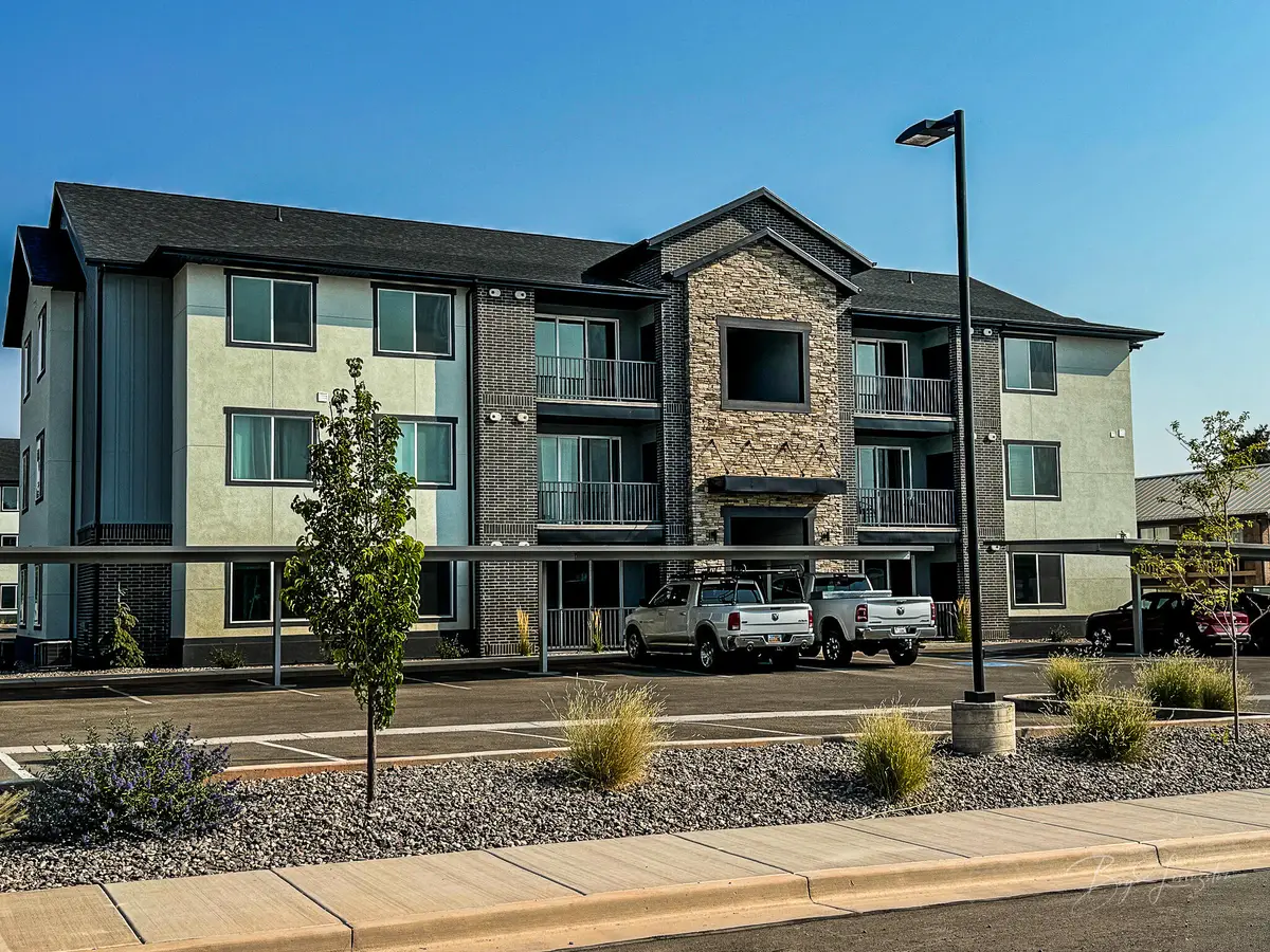 553 S 100 W #104, Richfield, UT 84701 - Image #1