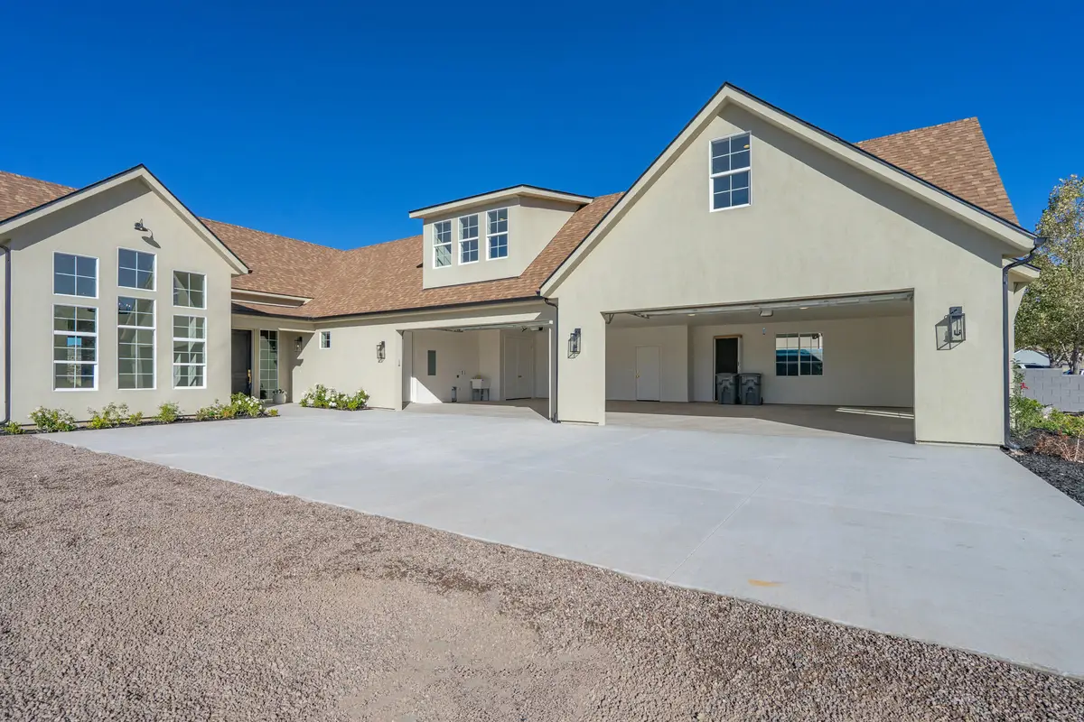 319 N 200, Enterprise, UT 84725 - #1