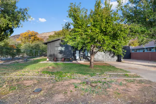 234 N Ash Creek Dr, Toquerville, UT 84774